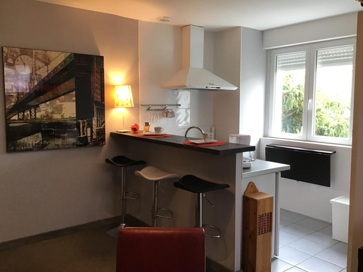 La Tour Des Quatre Chemins Appartement Gramat Buitenkant foto