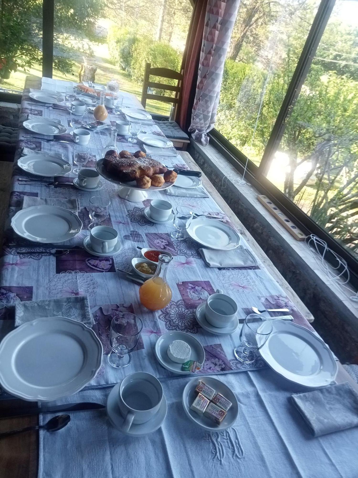 La Tour Des Quatre Chemins Appartement Gramat Buitenkant foto