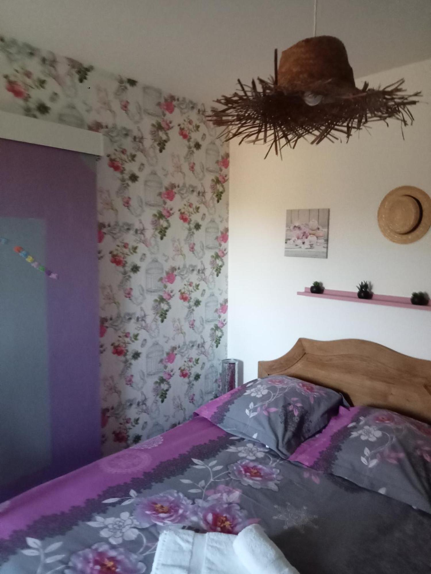 La Tour Des Quatre Chemins Appartement Gramat Buitenkant foto
